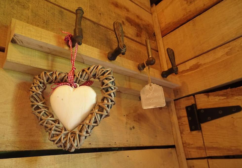 La Cabane Du Cerf Et Son Sauna Attre Екстериор снимка