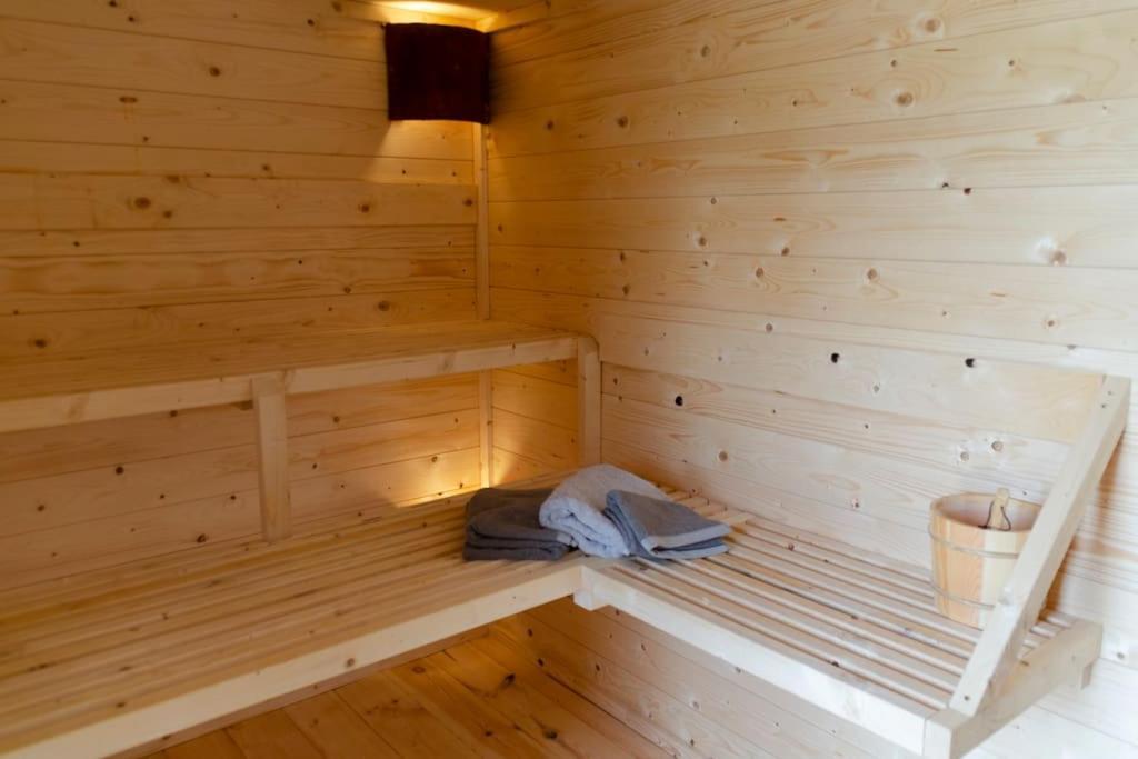 La Cabane Du Cerf Et Son Sauna Attre Екстериор снимка